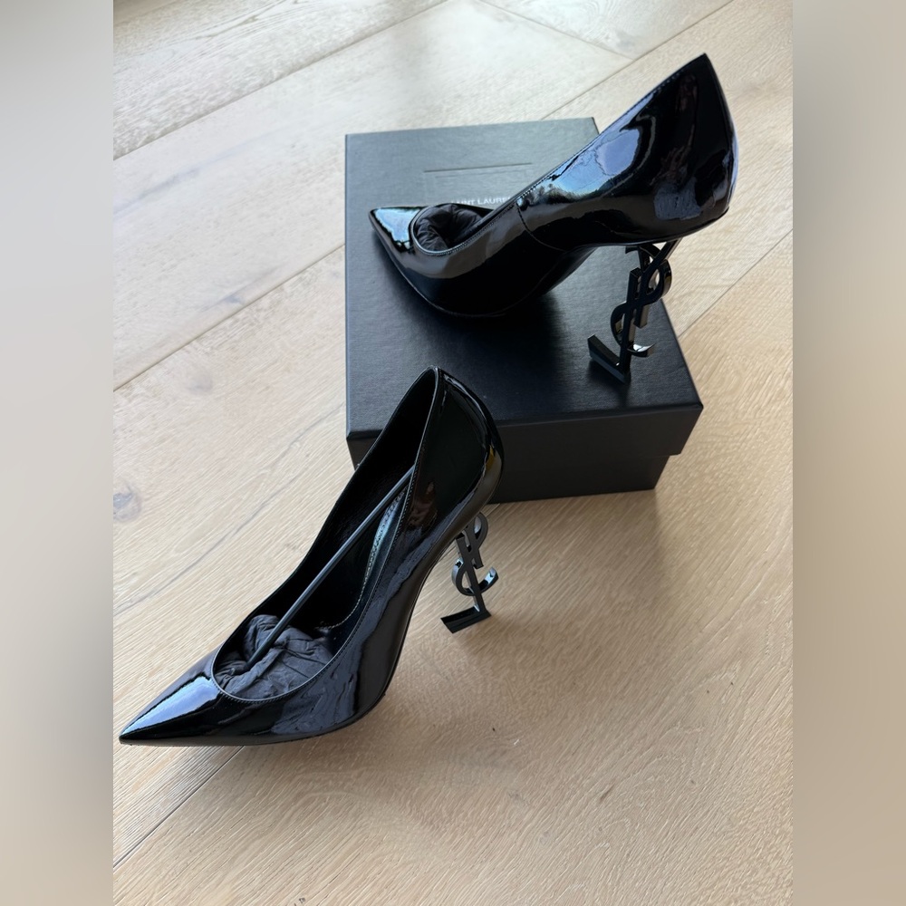 Saint Laurent High Heel - Picture 2 of 8